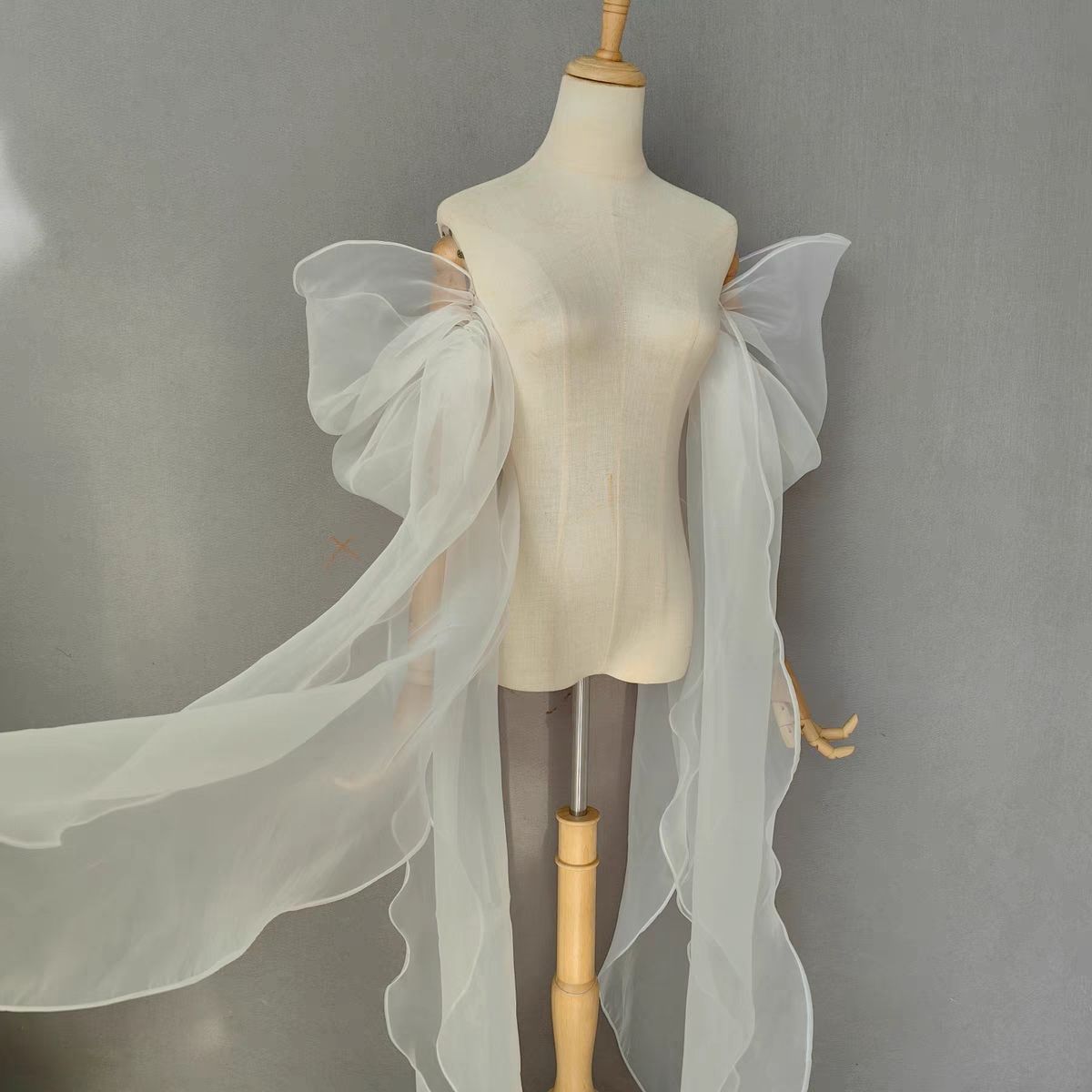 Bruidsmouw van organza, afneem - Women Formal Wear For Wedding recensie en prijs