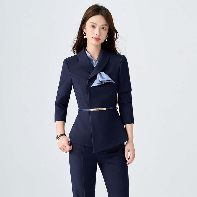 Stijlvolle en modieuze beauty  - Women'S Formal Wear Stores recensie en prijs