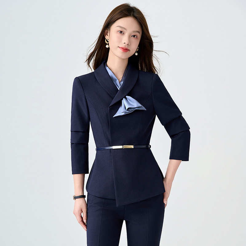 Stijlvolle en modieuze beauty  - Women'S Formal Wear Stores recensie en prijs